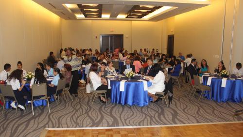 Entrega%20de%20Pines%20MEDUCA%2014-7-17%20Frank%20(35).JPG