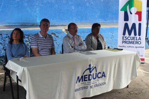 1,377 estudiantes se benefician con el programa Mi Escuela Primero