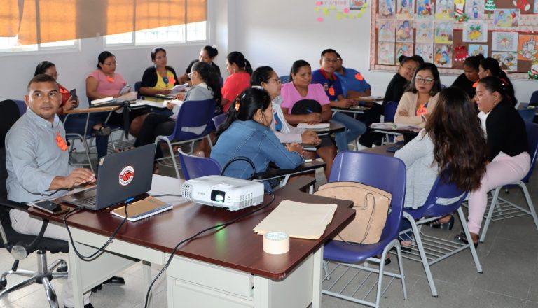 Más de 100 docentes de la comarca Emberá reciben capacitación