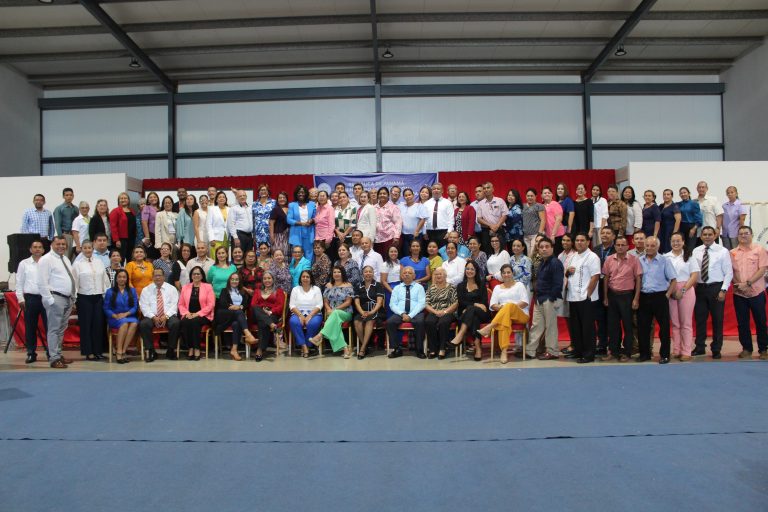 Instalan en Herrera el Consejo Regional de Directores-1