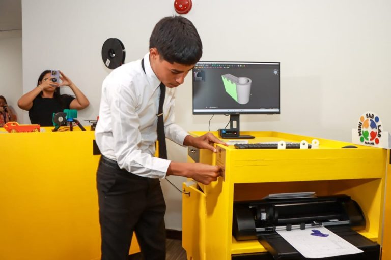 Innovación educativa para estudiantes técnicos e industriales-1