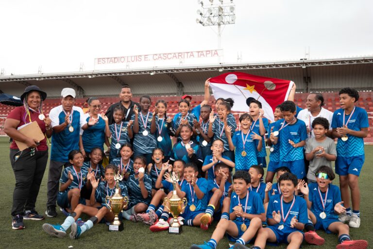 CEBG Los Andes y el Roberto Chiari campeones del fútbol primario
