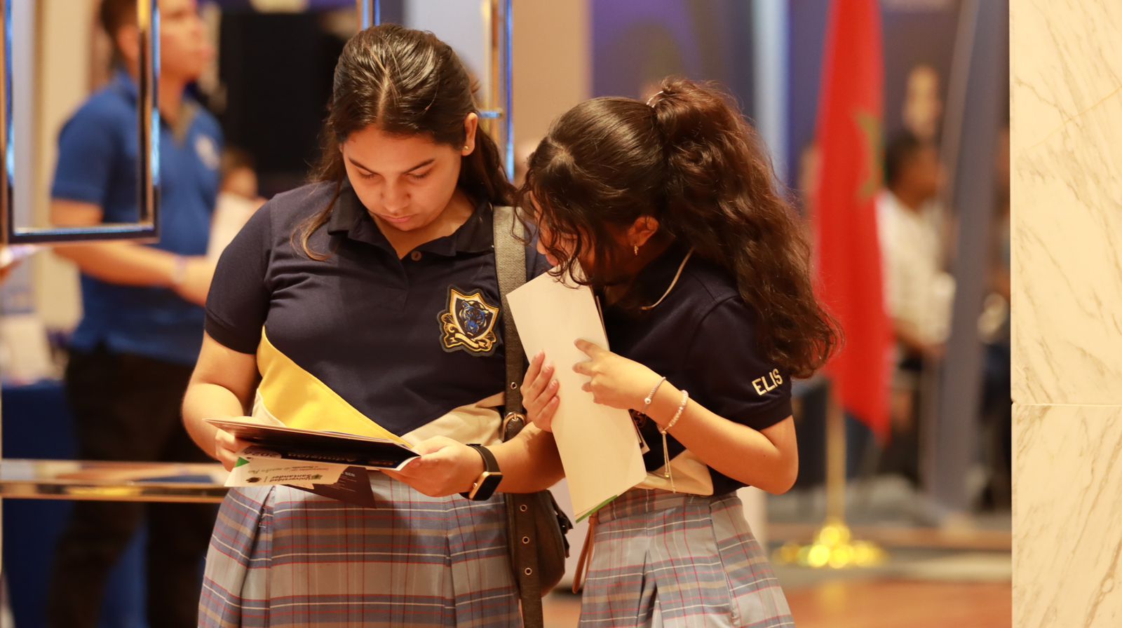 Cientos de estudiantes acuden al primer día de la Expo Vocacional Futuro 3602025-07-01 at 2.47.21 PM (1)