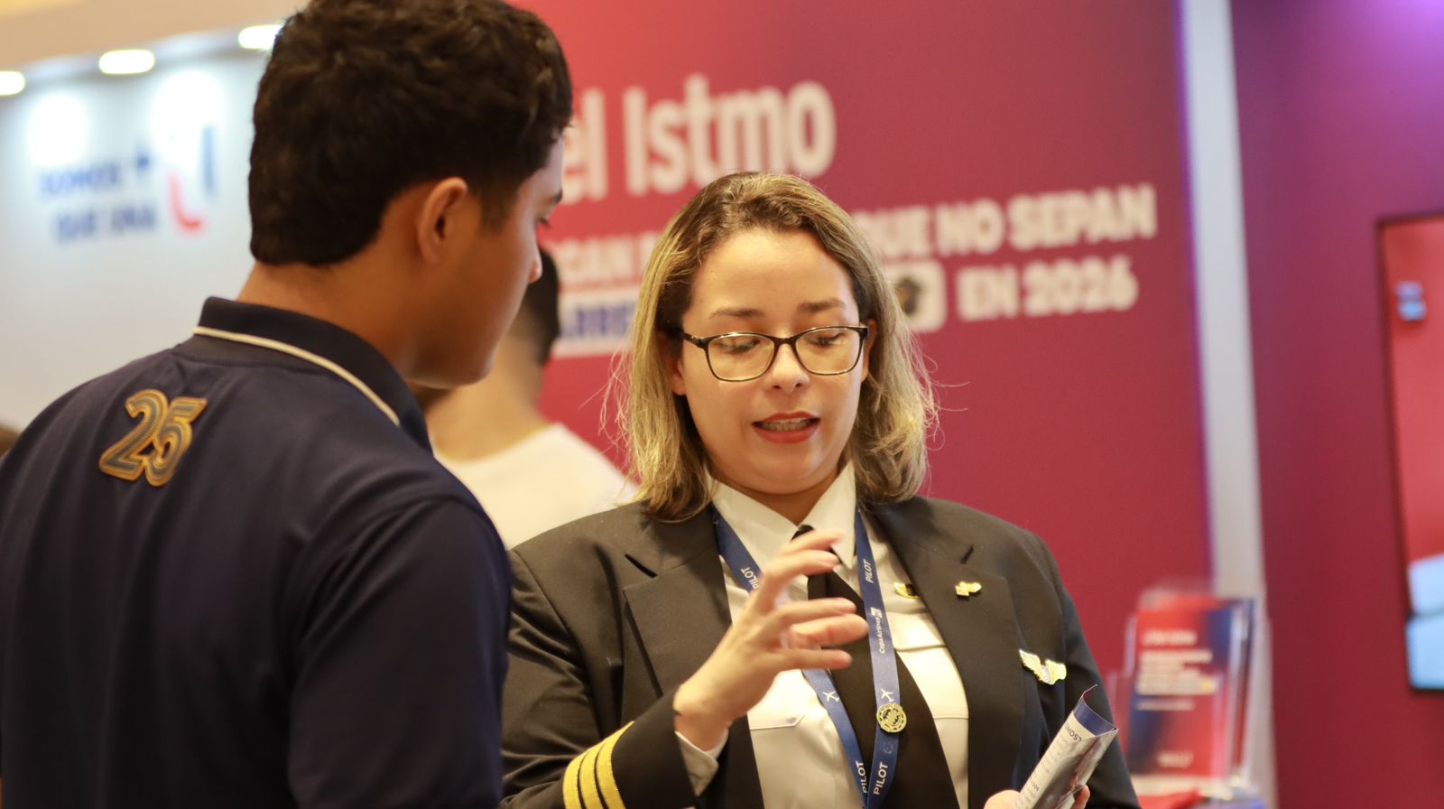 Cientos de estudiantes acuden al primer día de la Expo Vocacional Futuro 3602025-07-01 at 2.47.23 PM (2)