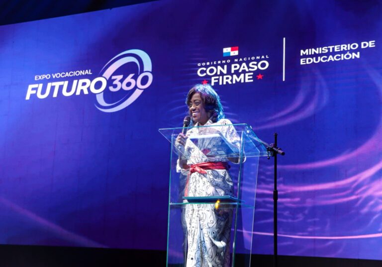 La Expo Vocacional Futuro 360 transforma la orientación vocacional con una experiencia inmersiva e innovadora